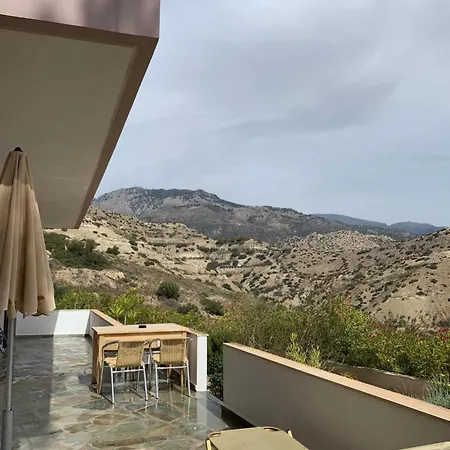 Aliki Apartment *
