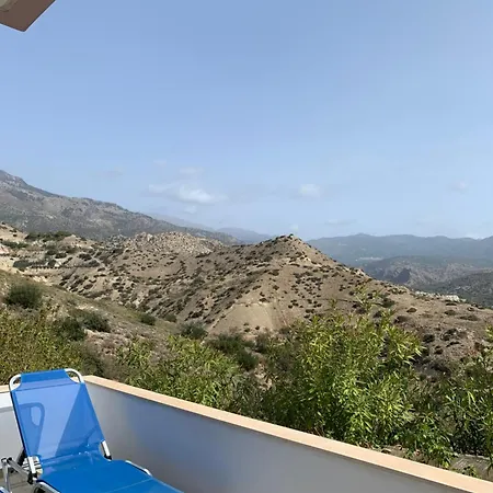 Aliki Apartment *